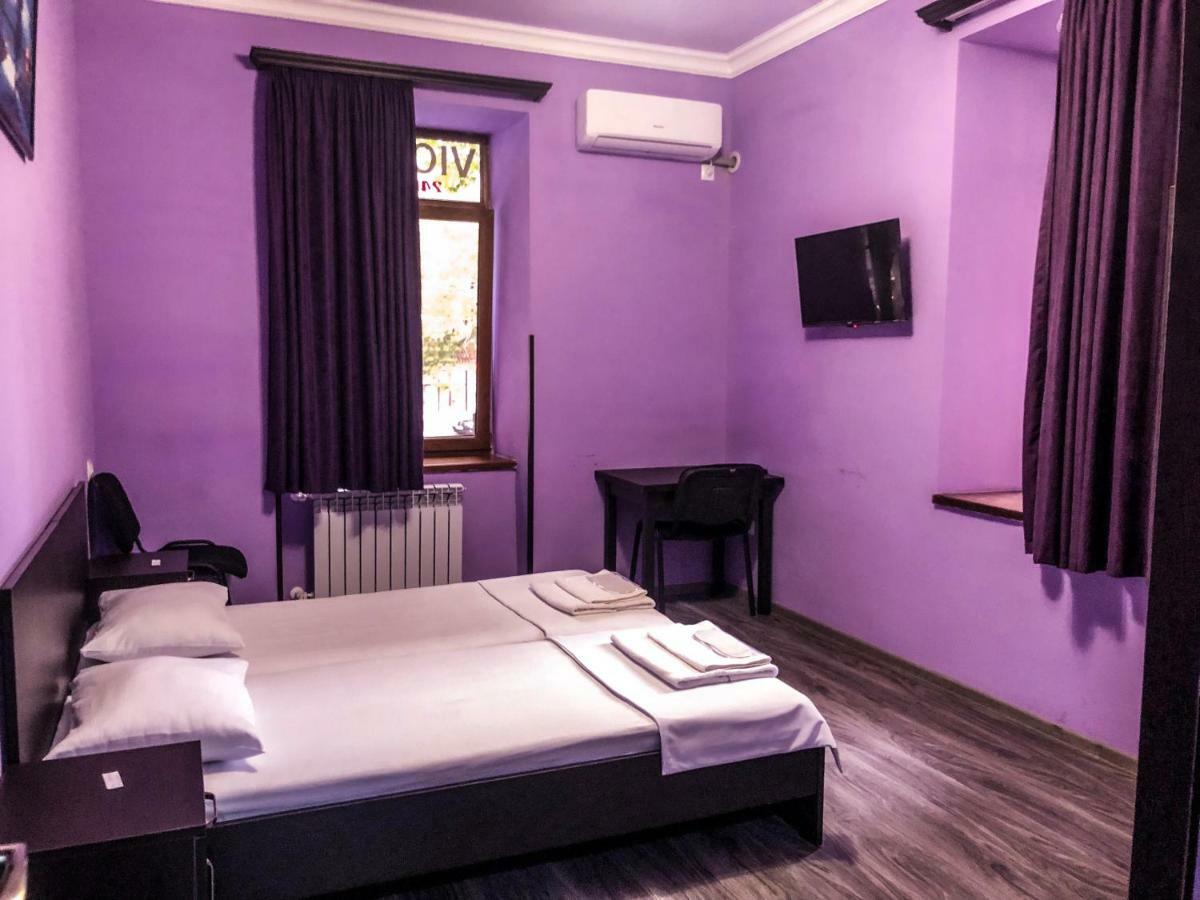 Hotel Victoria Yerevan Exterior foto